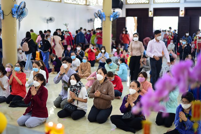 Chùm ảnh mồng một Tết Nhâm Dần